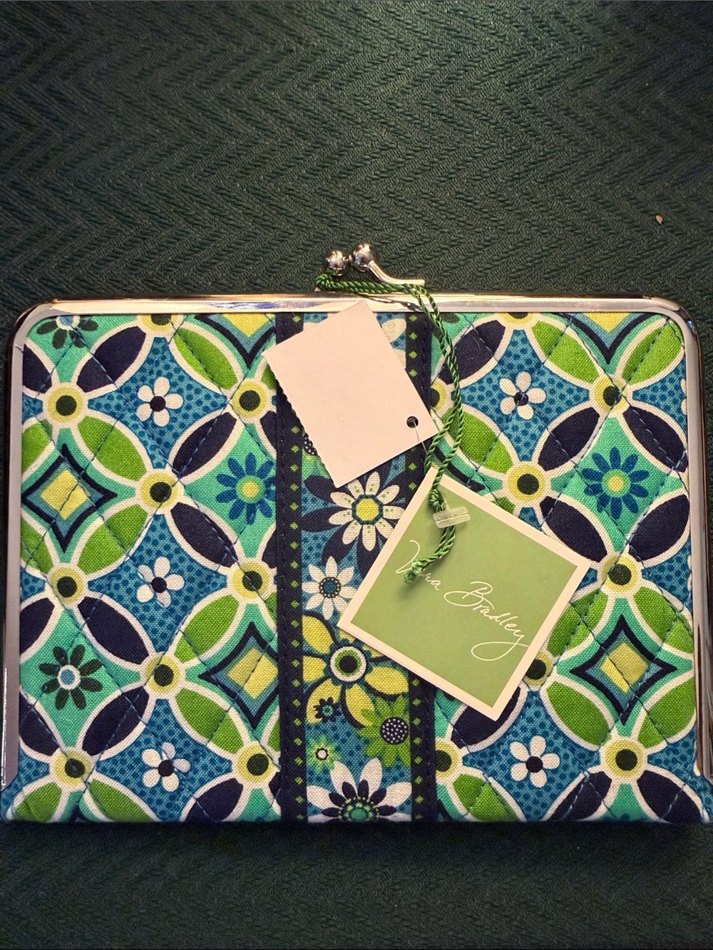 NWT Vera Bradley Blue, Green & Navy Quilted Frame picture Clutch